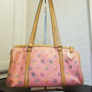 VINTAGE 1990's DOONEY & BOURKE PINK LOGO PURSE V1